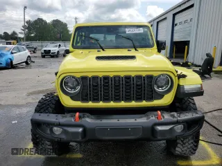 2024 Jeep Gladiator Mojave X with VIN 1C6JJTEG8RL104585, listed as a Copart auction lot 54528735 with 7,528 mi miles and Salvage title. Bid and sale history available at DreamBid. Image 5.