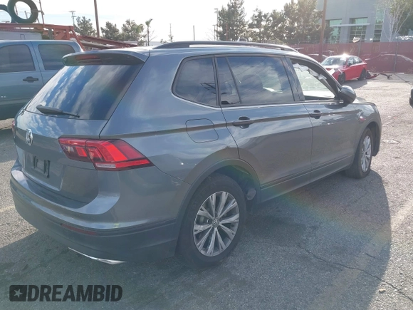 2019 Volkswagen Tiguan S с VIN 3VV1B7AX4KM023236, выставлен на аукционе IAAI как лот 41687279 с пробегом 42 222 миль миль и . История ставок и продаж доступна на DreamBid. Изображение 4.