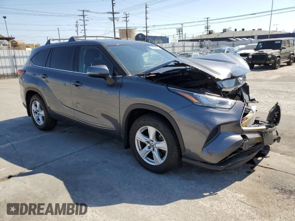 2020 Toyota Highlander L with VIN 5TDCZRAH5LS019723, listed as a Copart auction lot 54934455 with 61,133 mi miles and Salvage title. Bid and sale history available at DreamBid. Image 4.