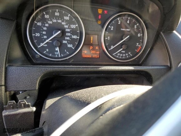 2013 BMW X1 xDrive28i with VIN WBAVL1C58DVR85146, listed as a Copart auction lot 46715745 with 104,949 mi miles and Salvage Title. Bid and sale history available at carsss.com. Image 9.