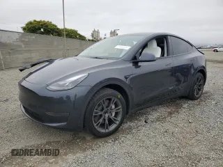 2024 Tesla Model Y с VIN 7SAYGDED4RF103411, выставлен на аукционе Copart как лот 59982815 с пробегом 17 601 миль миль и Списание • Salvage title. История ставок и продаж доступна на DreamBid. Изображение 1.