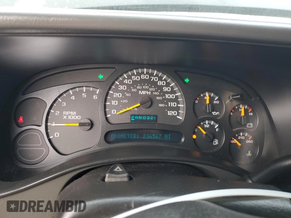 2005 Chevrolet Silverado 1500 LS z VIN 2GCEC13T451108111, wystawiony jako Copart lot #46171995 z przebiegiem 236 567 mil mil oraz Szkoda całkowita • Salvage title. Historia ofert i sprzedaży dostępna na DreamBid. Obrazek 9.
