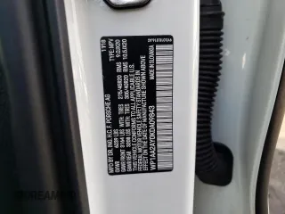 2019 Porsche Cayenne z VIN WP1AA2AY0KDA09843, wystawiony jako Copart lot #72825372 z przebiegiem 32 690 mil mil oraz . Historia ofert i sprzedaży dostępna na DreamBid. Obrazek 15.