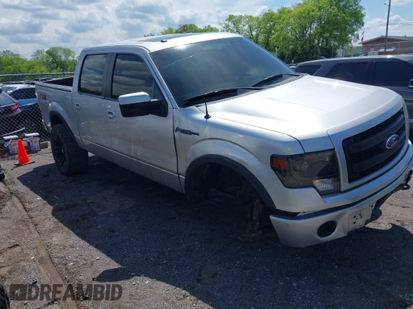 2013 Ford F-150 XL with VIN 1FTFW1EF0DKF24416, listed as a IAAI auction lot 42092106 with 120,530 mi miles. Bid and sale history available at carsss.com. Image 1.