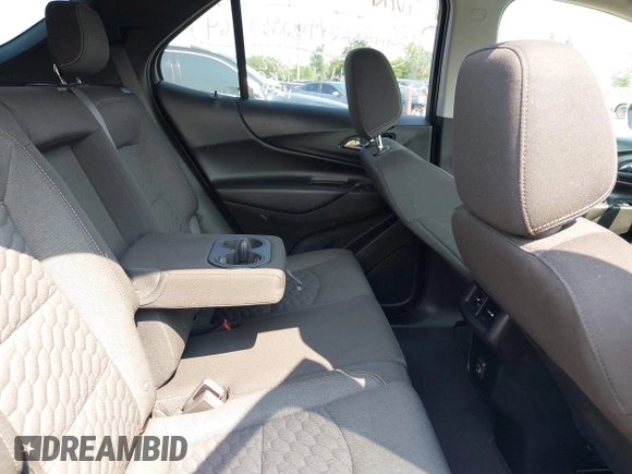 2019 Chevrolet Equinox LT with VIN 2GNAXKEV9K6293964, listed as a IAAI auction lot 39975747 with 66,045 mi miles. Bid and sale history available at carsss.com. Image 8.