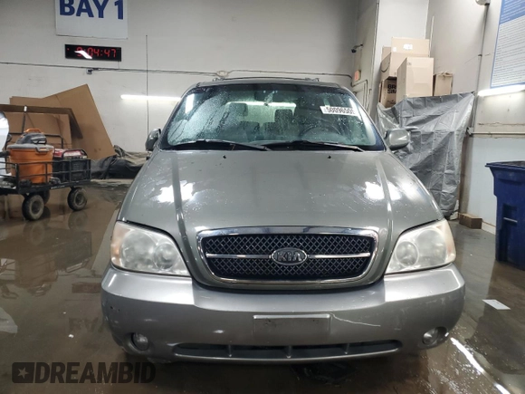 2005 Kia Sedona LX with VIN KNDUP132256690810, listed as a Copart auction lot 50096505 with 88,003 mi miles and Salvage Title. Bid and sale history available at carsss.com. Image 5.