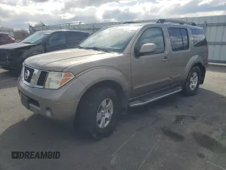 2005 Nissan Pathfinder SE z VIN 5N1AR18W45C785519, wystawiony jako Copart lot #50410955 z przebiegiem 133 745 mil mil oraz Czysty tytuł • Clean title. Historia ofert i sprzedaży dostępna na DreamBid. Obrazek 1.