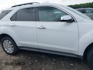 2010 Chevrolet Equinox LTZ z VIN 2CNFLFEY3A6262196, wystawiony jako IAAI lot #42193981 z przebiegiem 208 364 mil mil oraz . Historia ofert i sprzedaży dostępna na DreamBid. Obrazek 13.