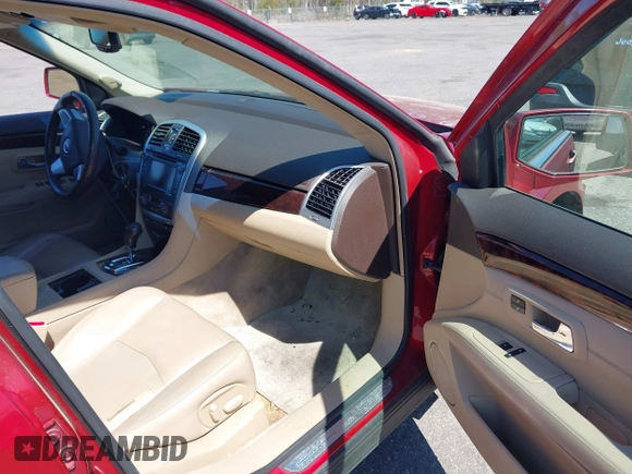 2008 Cadillac SRX AWD with VIN 1GYEE637780138692, listed as a IAAI auction lot 41660350 with 173,934 mi miles. Bid and sale history available at carsss.com. Image 5.