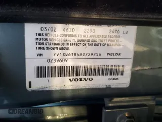 2002 Volvo V70 with VIN YV1SW61R422229256, listed as a Copart auction lot 76397624 with 118,235 mi miles and Salvage Title. Bid and sale history available at carsss.com. Image 12.