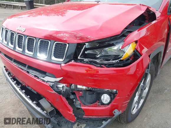 2018 Jeep Compass Latitude with VIN 3C4NJDBB9JT160925, listed as a IAAI auction lot 42301928 with 327,387 mi miles and . Bid and sale history available at DreamBid. Image 6.