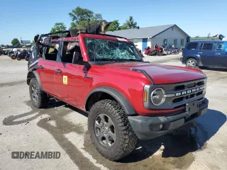 2021 Ford Bronco with VIN 1FMDE5BH1MLB00420, listed as a Copart auction lot 61452524 with 32,260 mi miles and Salvage Title. Bid and sale history available at DreamBid. Image 4.