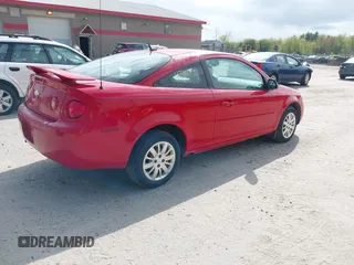 2010 Chevrolet Cobalt LS z VIN 1G1AB1F51A7180341, wystawiony jako IAAI lot #42251796 z przebiegiem 147 737 mil mil oraz . Historia ofert i sprzedaży dostępna na DreamBid. Obrazek 4.