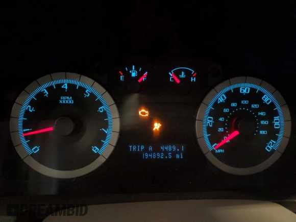 2008 Ford Escape XLT with VIN 1FMCU93178KE78034, listed as a Copart auction lot 63428455 with 194,892 mi miles and Salvage title. Bid and sale history available at DreamBid. Image 9.