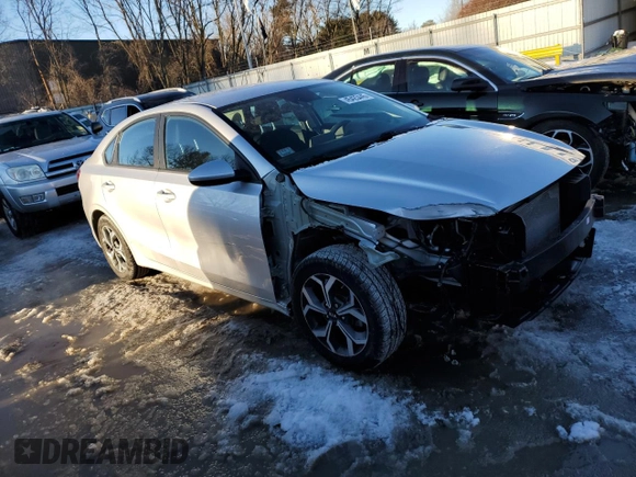 2020 Kia Forte LXS with VIN 3KPF24AD4LE245120, listed as a Copart auction lot 45423445 with 33,296 mi miles and Salvage Title. Bid and sale history available at carsss.com. Image 4.