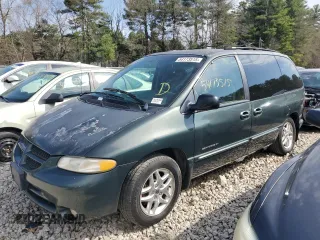 2000 Dodge Caravan SE with VIN 1B4GP45R5YB550364, listed as a Copart auction lot 54173515 with 41,766 mi miles and Clean Title. Bid and sale history available at carsss.com. Image 1.