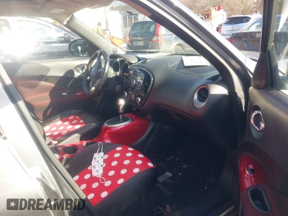 2012 Nissan Juke SV with VIN JN8AF5MV6CT108121, listed as a IAAI auction lot 41589587 with 136,185 mi miles. Bid and sale history available at carsss.com. Image 5.