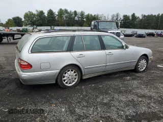 2000 Mercedes-Benz E-Class AWD with VIN WDBJH82J6YX039226, listed as a Copart auction lot 72559034 with 213,680 mi miles and Clean Title. Bid and sale history available at carsss.com. Image 3.