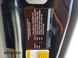 2018 Aston Martin DB11 z VIN SCFRMFAVXJGL03743, wystawiony jako Copart lot #61625494 z przebiegiem 17 207 mil mil oraz Szkody całkowita. Historia ofert i sprzedaży dostępna na DreamBid. Obrazek 12.