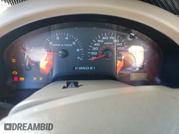 2007 Ford F-150 XL with VIN 1FTPX12V27NA40182, listed as a Copart auction lot 63041395 with 218,024 mi miles and Non repairable. Bid and sale history available at DreamBid. Image 9.