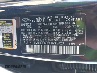 2025 Genesis GV80 Standard with VIN KMUHFESB5SU242028, listed as a IAAI auction lot 42111171 with 7,215 mi miles and . Bid and sale history available at DreamBid. Image 9.