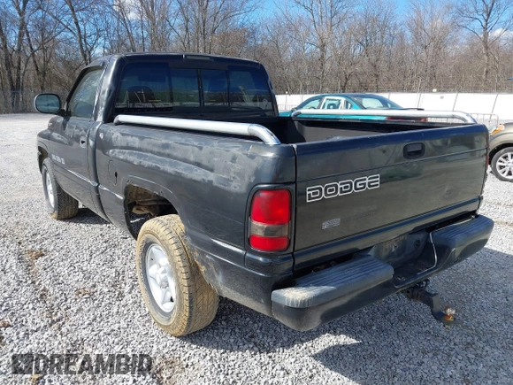 2001 Dodge 1500 z VIN 1B7HC16Y61S790892, wystawiony jako IAAI lot #41672516 z przebiegiem 204 495 mil mil oraz . Historia ofert i sprzedaży dostępna na DreamBid. Obrazek 6.