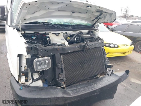 2008 Chevrolet Express Cargo Van with VIN 1GCFG15X481165380, listed as a IAAI auction lot 41380926 with 206,931 mi miles. Bid and sale history available at carsss.com. Image 10.