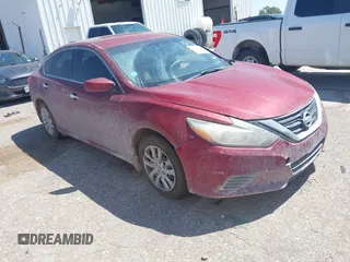 2017 Nissan Altima SR z VIN 1N4AL3AP1HN308601, wystawiony jako IAAI lot #42440244 z przebiegiem 138 197 mil mil oraz . Historia ofert i sprzedaży dostępna na DreamBid. Obrazek 1.