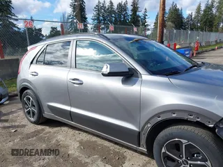 2024 Kia Niro EX Touring with VIN KNDCR3LE4R5148891, listed as a IAAI auction lot 41817925 with 12,333 mi miles. Bid and sale history available at carsss.com. Image 14.