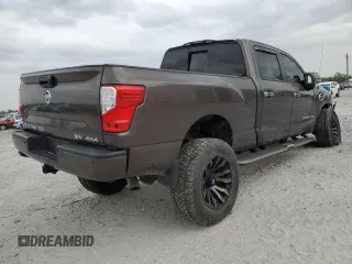 2017 Nissan Titan Platinum Reserve z VIN 1N6BA1F48HN513661, wystawiony jako Copart lot #53576075 z przebiegiem 93 430 mil mil oraz Szkoda całkowita • Salvage title. Historia ofert i sprzedaży dostępna na DreamBid. Obrazek 3.