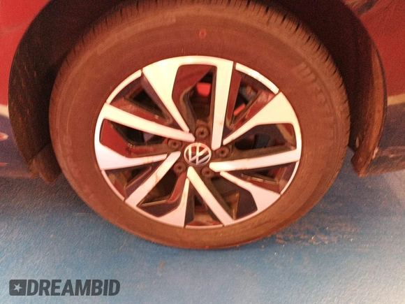 2024 Volkswagen Jetta S with VIN 3VW5M7BU3RM042060, listed as a IAAI auction lot 42734023 with 27,927 mi miles and . Bid and sale history available at DreamBid. Image 4.