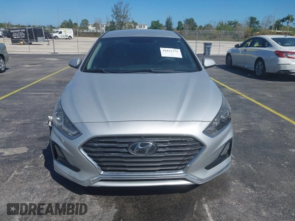 2019 Hyundai Sonata SE with VIN 5NPE24AF3KH810903, listed as a IAAI auction lot 41831371 with 68,317 mi miles and . Bid and sale history available at carsss.com. Image 12.