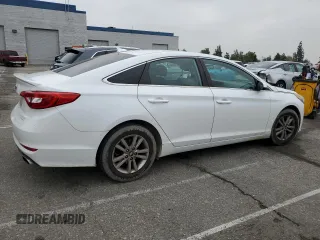 2015 Hyundai Sonata SE z VIN 5NPE24AF5FH008617, wystawiony jako Copart lot #55335045 z przebiegiem 139 671 mil mil oraz Czysty tytuł • Clean title. Historia ofert i sprzedaży dostępna na DreamBid. Obrazek 3.