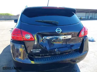 2015 Nissan Rogue Select S with VIN JN8AS5MT3FW671236, listed as a IAAI auction lot 41848463 with 118,222 mi miles. Bid and sale history available at carsss.com. Image 6.