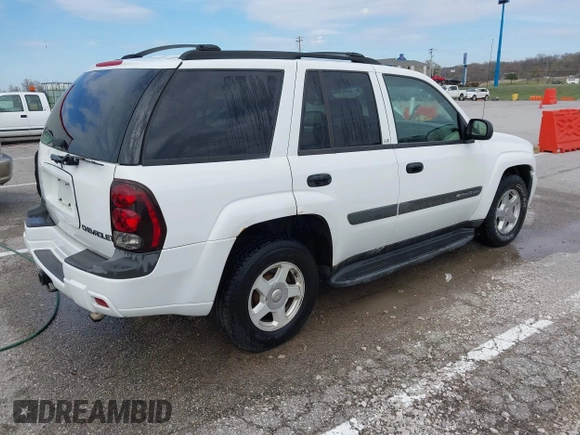 2003 Chevrolet TrailBlazer LS with VIN 1GNDT13S532343267, listed as a IAAI auction lot 41898734 with 237,267 mi miles and . Bid and sale history available at DreamBid. Image 4.