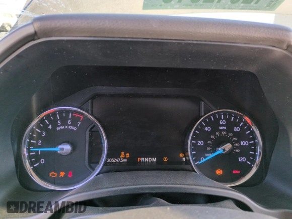 2021 Ford Expedition Max XLT with VIN 1FMJK1JTXMEA12352, listed as a Copart auction lot 42942015 with 205,247 mi miles and Clean Title. Bid and sale history available at DreamBid. Image 9.