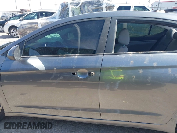 2018 Hyundai Elantra SEL with VIN 5NPD84LF5JH266622, listed as a IAAI auction lot 41468479 with 1 mi miles. Bid and sale history available at carsss.com. Image 14.