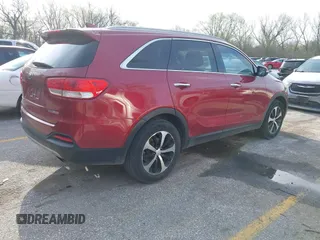 2016 Kia Sorento EX with VIN 5XYPH4A15GG013305, listed as a IAAI auction lot 41904315 with 192,111 mi miles and . Bid and sale history available at DreamBid. Image 4.