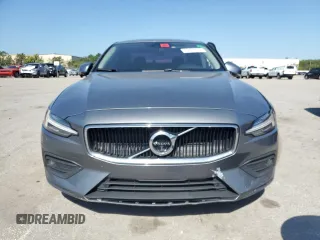 2020 Volvo S60 Momentum with VIN 7JR102FK0LG048622, listed as a Copart auction lot 62490473 with 116,934 mi miles. Bid and sale history available at carsss.com. Image 5.
