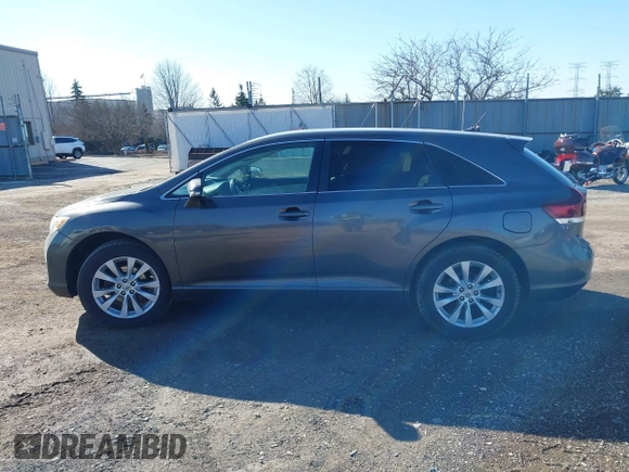 2013 Toyota Venza LE with VIN 4T3ZA3BB3DU076785, listed as a IAAI auction lot 41759001 with 205,939 mi miles. Bid and sale history available at carsss.com. Image 14.