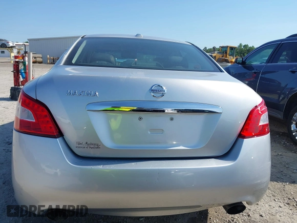 2010 Nissan Maxima SV with VIN 1N4AA5AP4AC825670, listed as a IAAI auction lot 42150640 with 117,626 mi miles and . Bid and sale history available at DreamBid. Image 16.