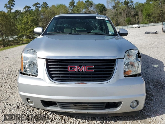 2014 GMC Yukon XL SLT with VIN 1GKS1KE04ER102760, listed as a Copart auction lot 49815385 with 177,467 mi miles and Salvage Title. Bid and sale history available at carsss.com. Image 5.