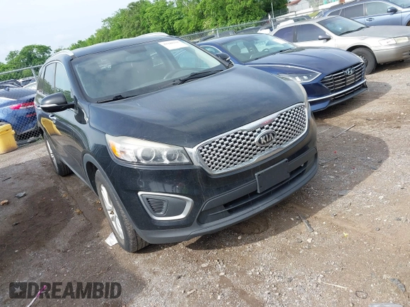 2016 Kia Sorento LX with VIN 5XYPG4A57GG072247, listed as a IAAI auction lot 42180335 with 193,571 mi miles. Bid and sale history available at carsss.com. Image 1.