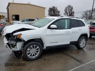 2021 Jeep Cherokee Latitude with VIN 1C4PJMCB0MD152908, listed as a Copart auction lot 84382024 with 101,345 mi miles and Salvage title. Bid and sale history available at DreamBid. Image 1.