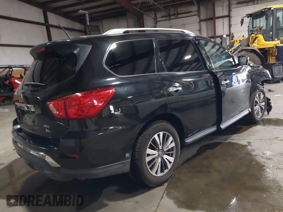 2018 Nissan Pathfinder SV z VIN 5N1DR2MM5JC643620, wystawiony jako IAAI lot #40620038 z przebiegiem 138 131 mil mil oraz . Historia ofert i sprzedaży dostępna na DreamBid. Obrazek 4.