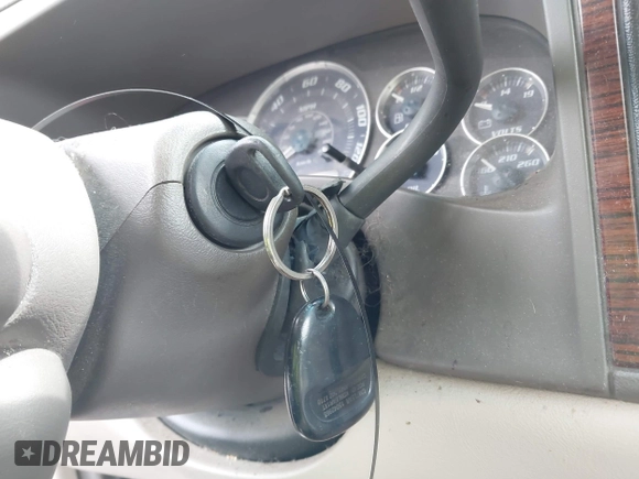 2002 Cadillac Escalade z VIN 1GYEK63N02R131870, wystawiony jako IAAI lot #41889300 z przebiegiem 328 013 mil mil oraz . Historia ofert i sprzedaży dostępna na DreamBid. Obrazek 11.