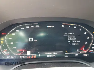 2022 BMW M8 Competition z VIN WBSAE0C06NCH19837, wystawiony jako Copart lot #56768815 z przebiegiem 27 088 mil mil oraz Szkoda całkowita • Salvage title. Historia ofert i sprzedaży dostępna na DreamBid. Obrazek 9.