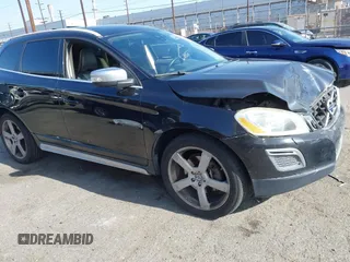 2010 Volvo XC60 3.0T with VIN YV4992DZ2A2102002, listed as a IAAI auction lot 42505213 with 234,452 mi miles and . Bid and sale history available at DreamBid. Image 1.