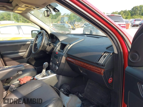 2008 Land Rover LR2 SE with VIN SALFP24N38H039839, listed as a IAAI auction lot 42422821 with Not provided miles and . Bid and sale history available at DreamBid. Image 5.