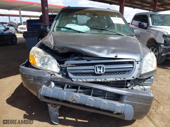2003 Honda Pilot EX with VIN 2HKYF185X3H528255, listed as a IAAI auction lot 41686159 with 261,283 mi miles. Bid and sale history available at carsss.com. Image 6.